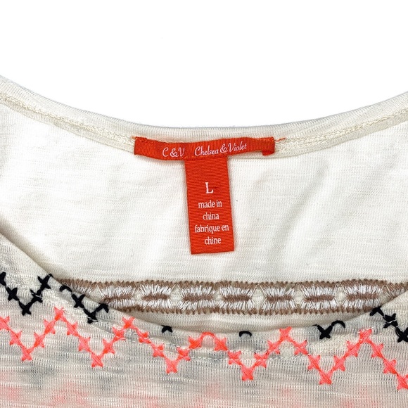 CHELSEA & VIOLET • Crop Top - Picture 2 of 2